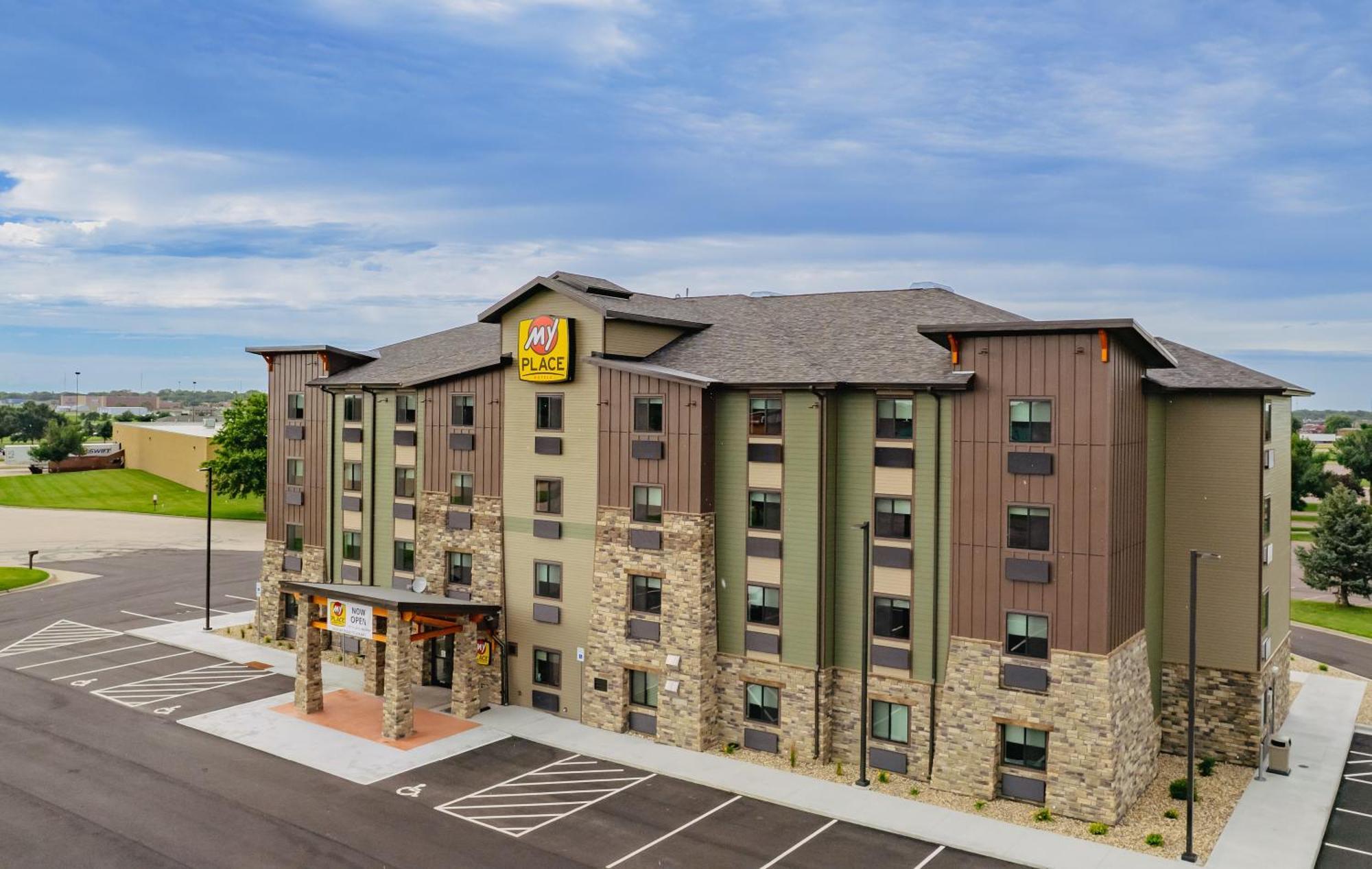 My Place Hotel-Mitchell Sd Exterior photo